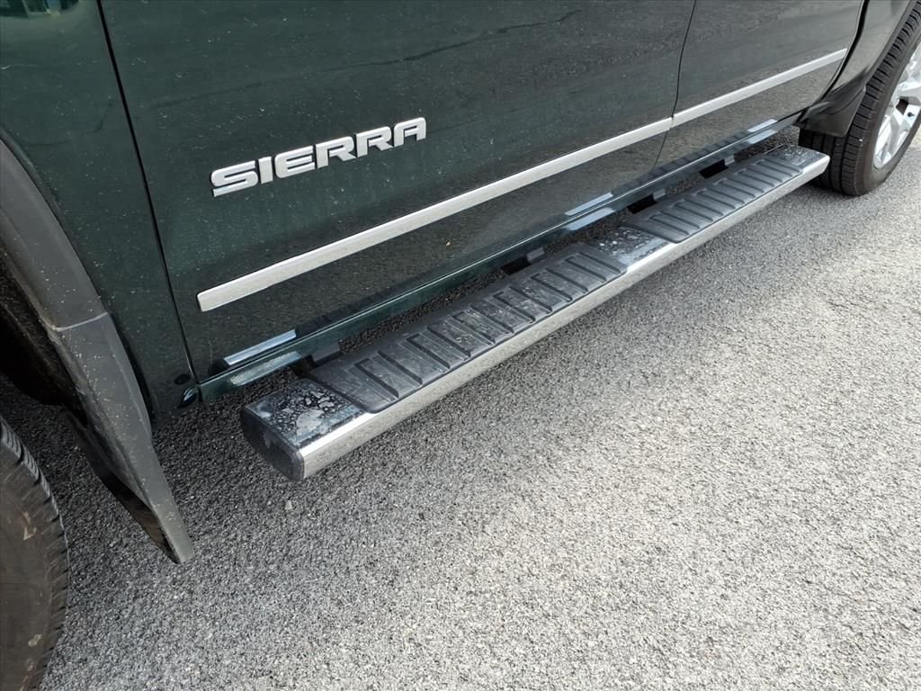 Used 2014 Emerald Green Metallic GMC SLT image 11