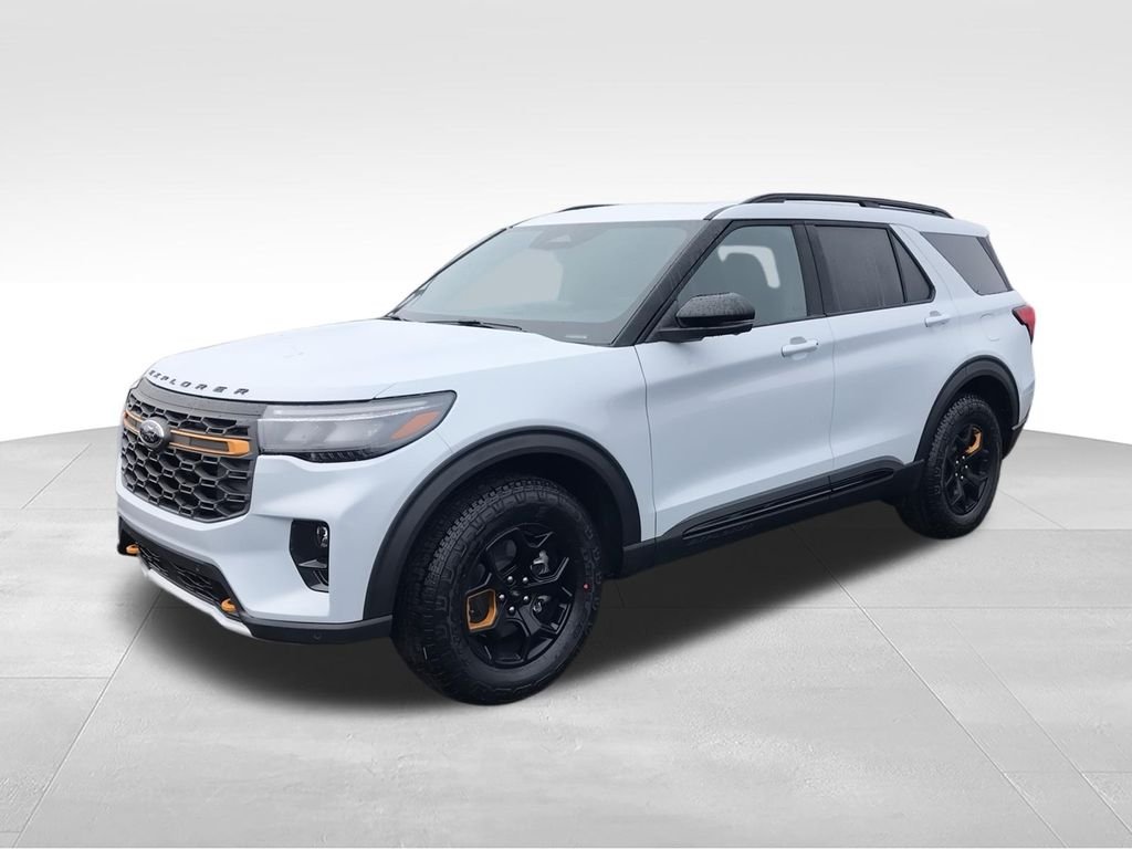 New 2026 Space White Metallic Ford Tremor® image 4