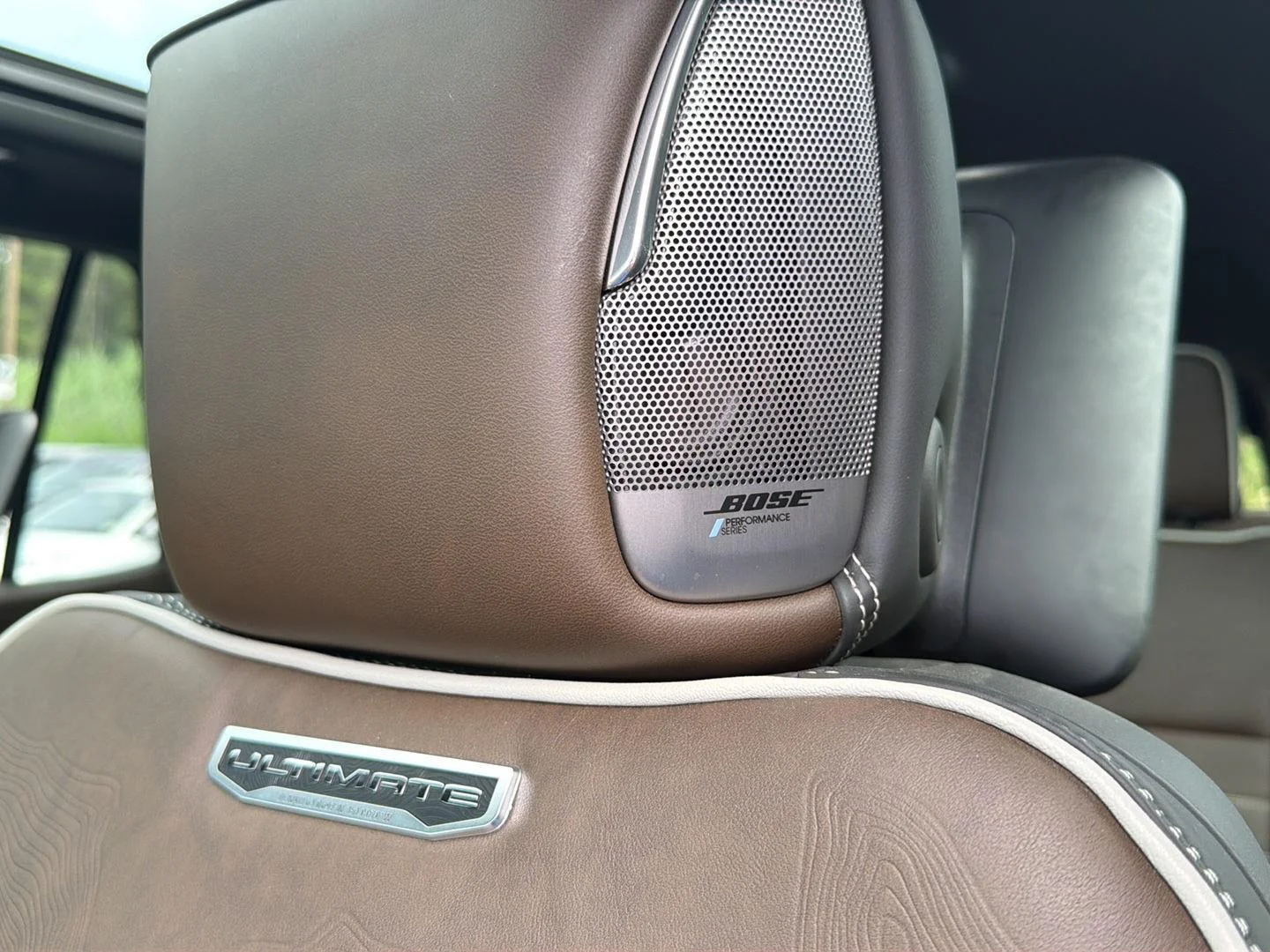 Used 2025 Sterling Metallic GMC Denali Ultimate image 11