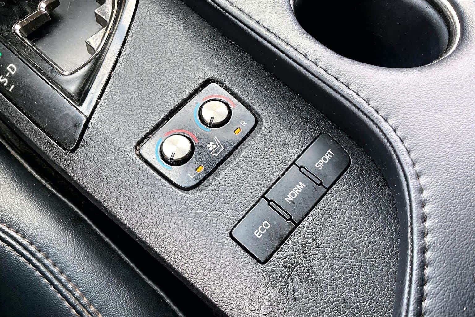 Used 2017 Celestial Silver Metallic Toyota Limited image 33