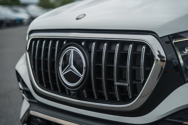 New 2027 Polar White Mercedes-Benz  image 12