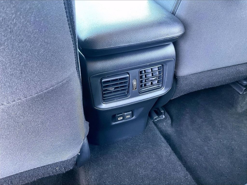 Used 2025 Silver Sky Metallic Toyota XLE image 28
