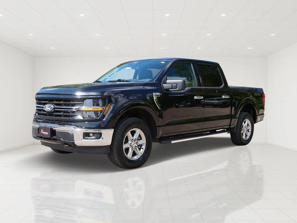 Certified Used 2025 Black Ford XLT image 2