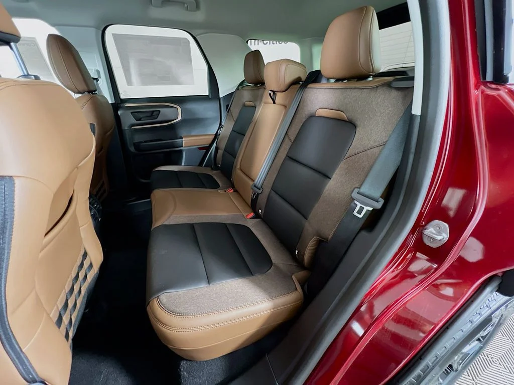 New 2026 Ruby Red Metallic Tinted Clearcoat Ford Outer Banks image 27