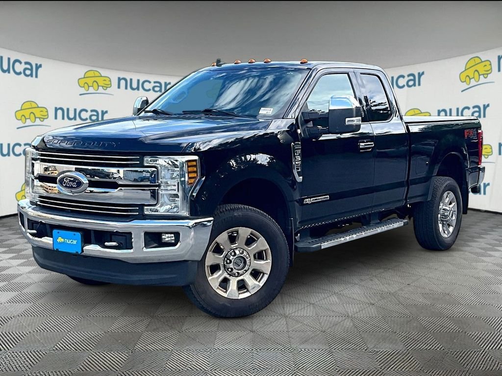 Used 2019 Black Metallic Ford Lariat image 3