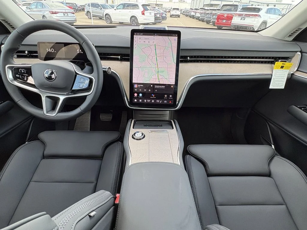 New 2025 Mulberry Red Volvo Plus image 23