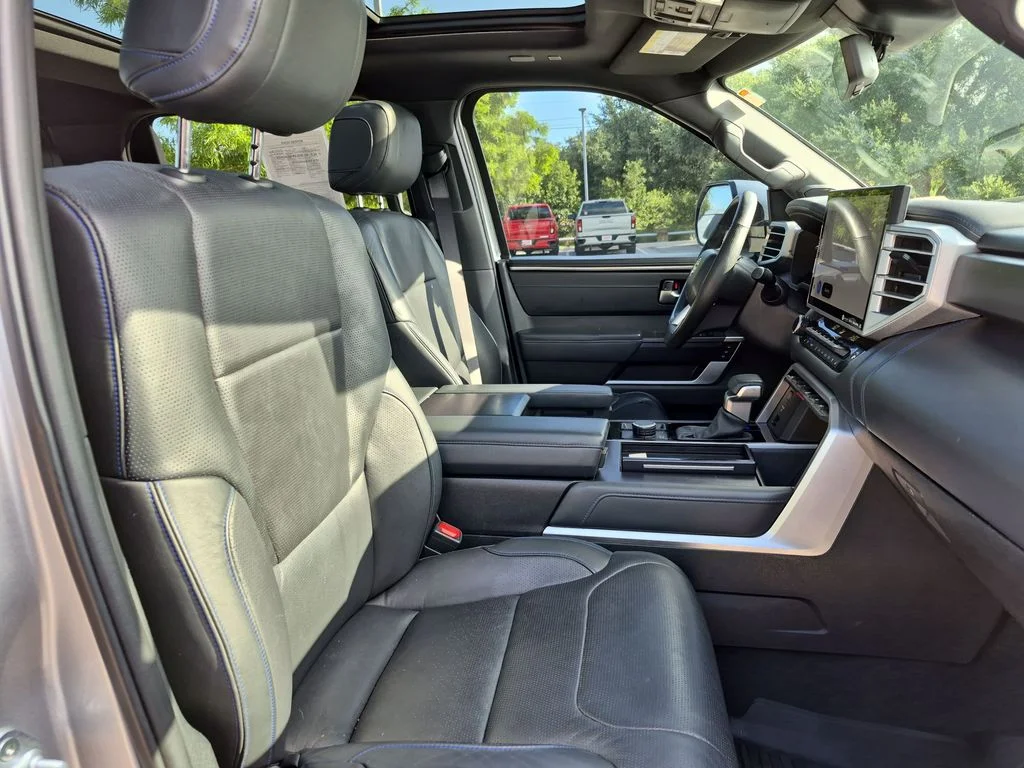 Used 2022 Silver Toyota Platinum image 39