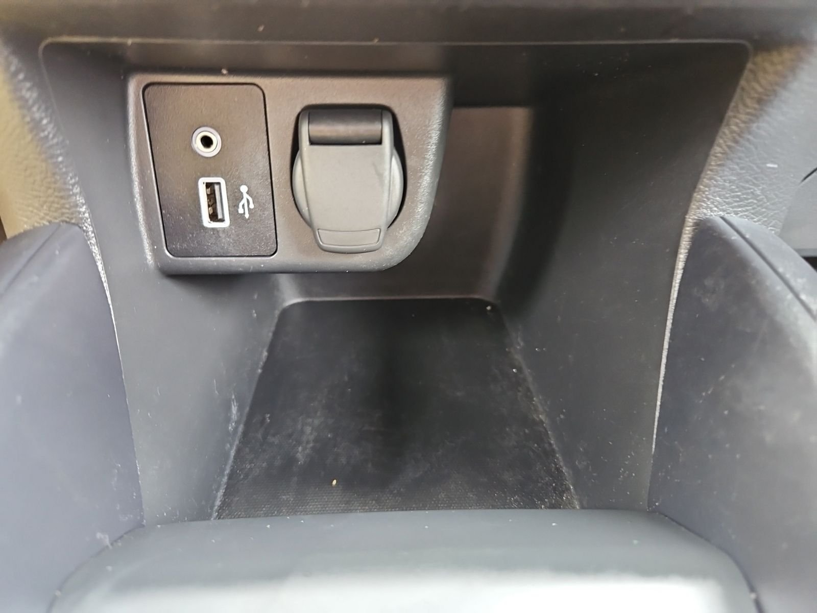 Used 2024 Blue Nissan 1.6 S image 25