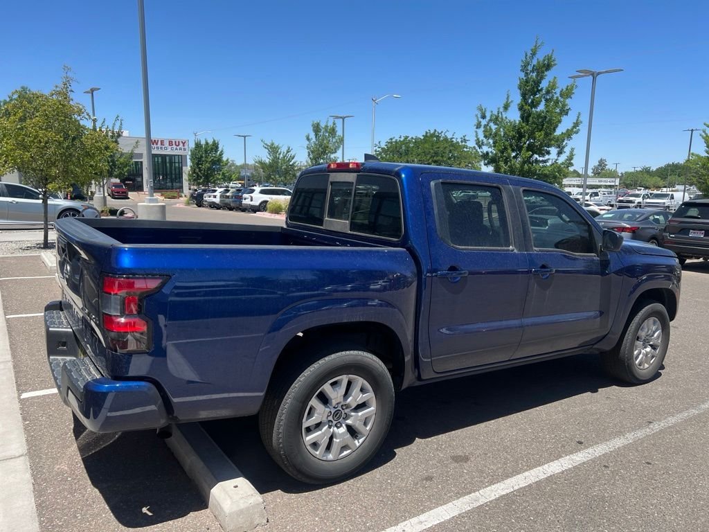 Used 2022 Blue Nissan SV image 8