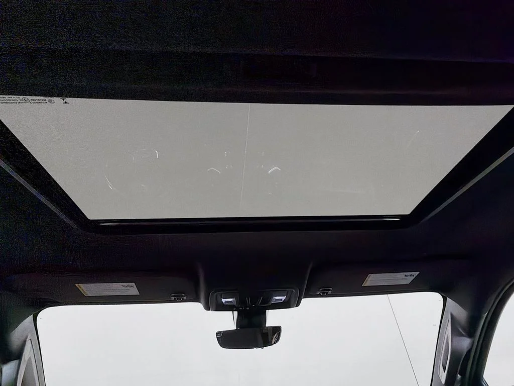 Used 2021 Black GMC AT4 image 15