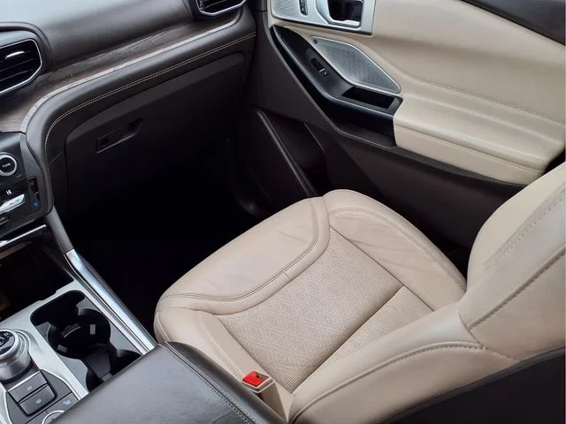 2020 Ford Explorer Platinum - Photo 12
