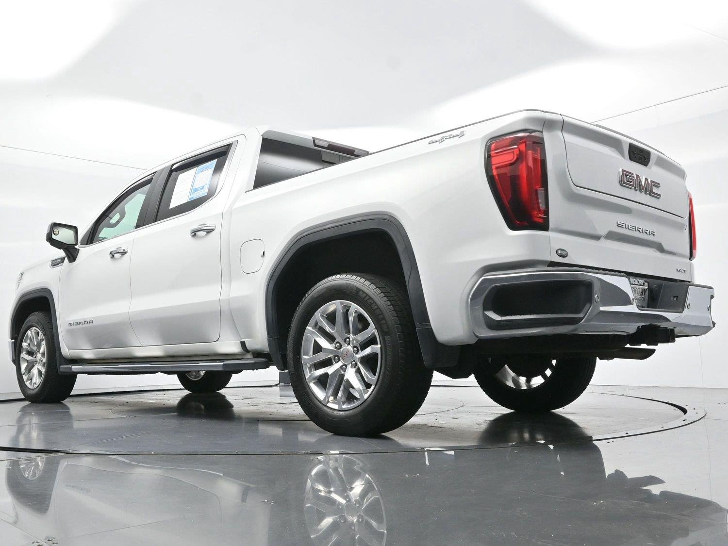 Used 2019 Summit White GMC SLT image 52