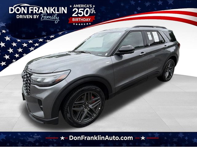 2025 Ford Explorer ST-Line