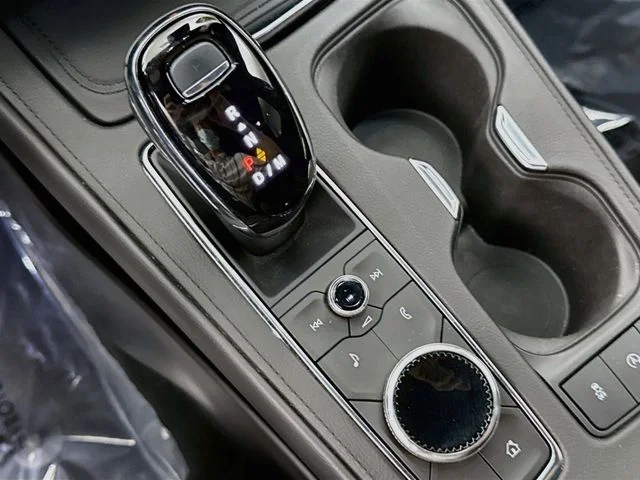 Used 2023 Silver Cadillac Premium Luxury image 18