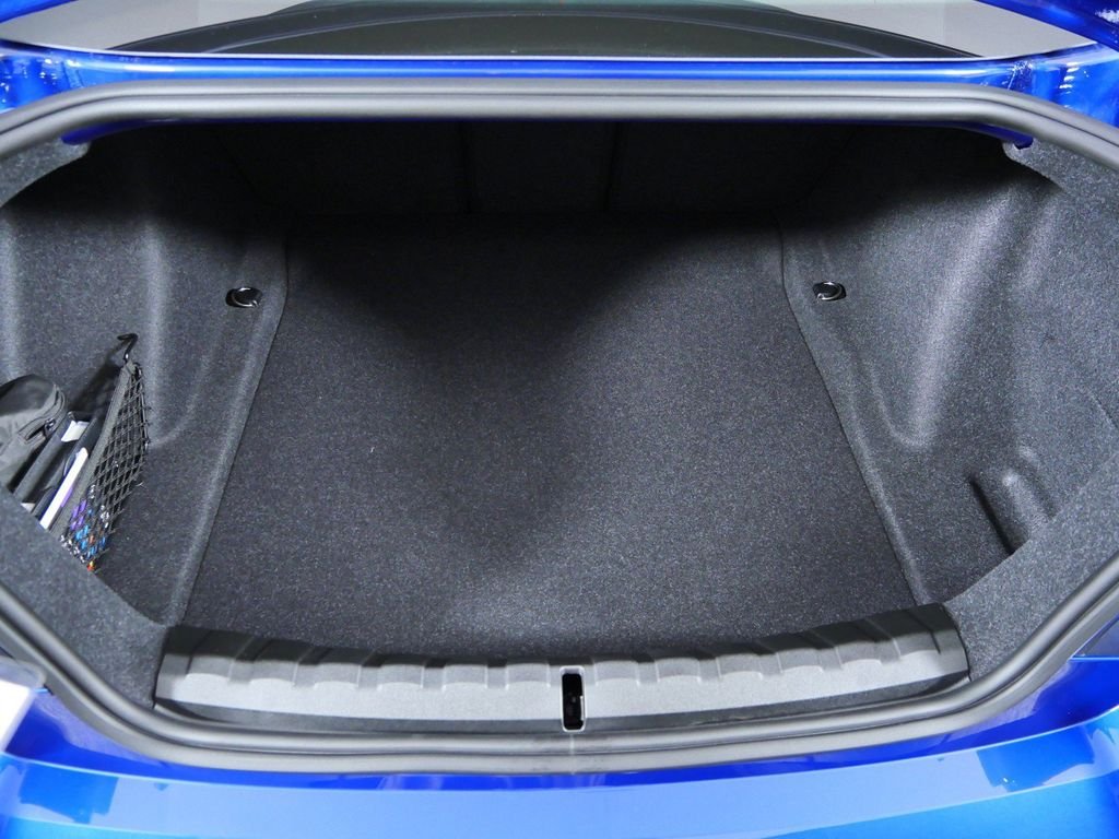 New 2026 Portimao Blue Metallic BMW Base image 24