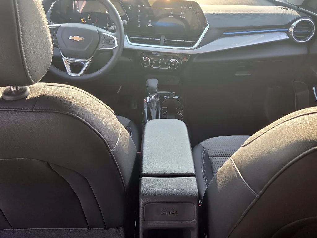 New 2026 Sterling Gray Metallic Chevrolet LT image 32