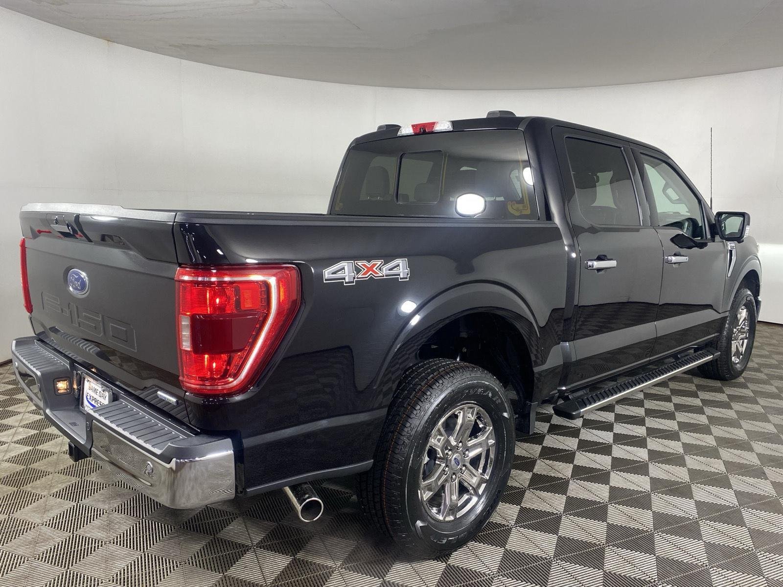 Used 2022 Agate Black Ford XLT image 7