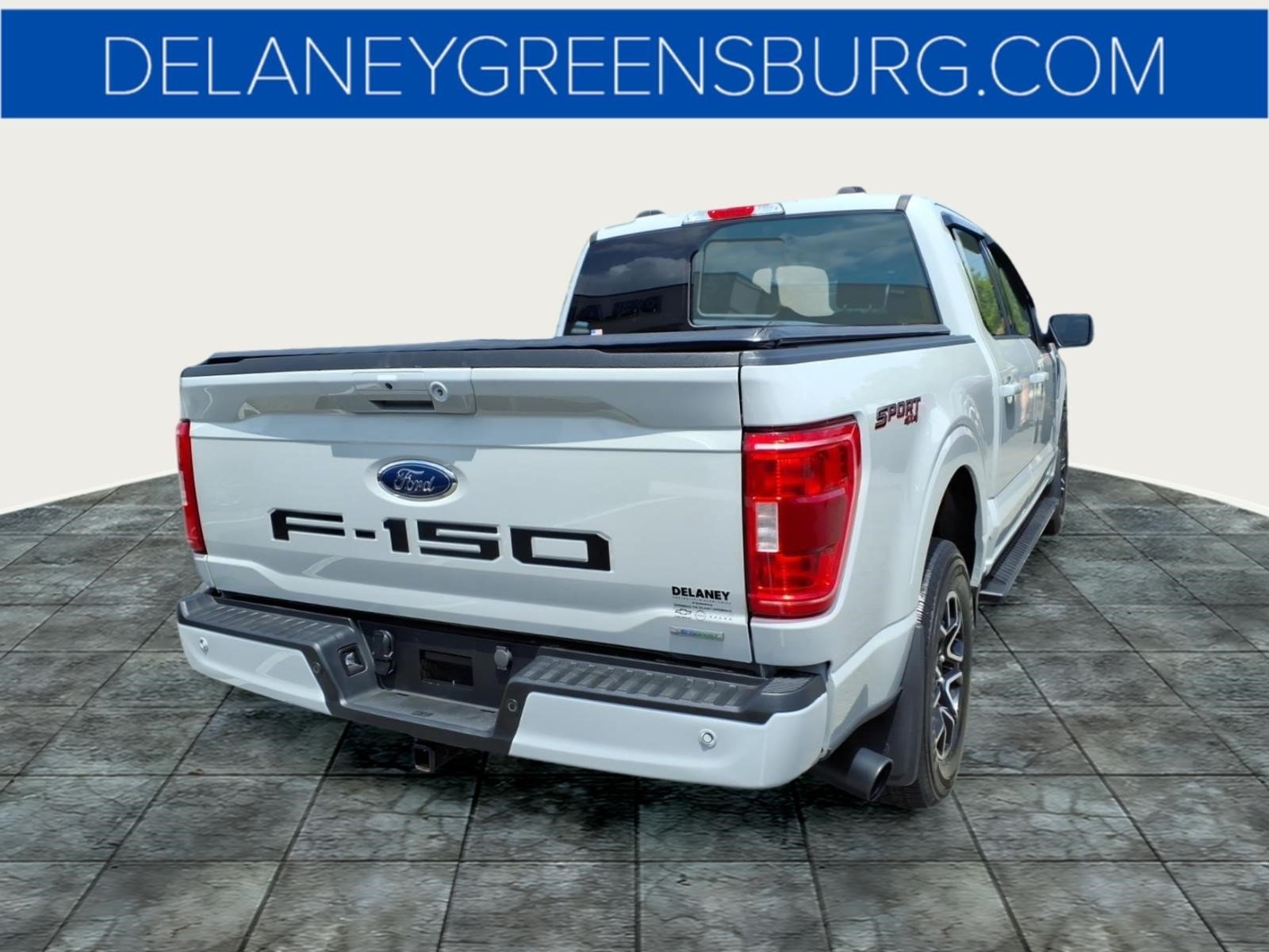 Used 2023 Avalanche Ford XLT image 3