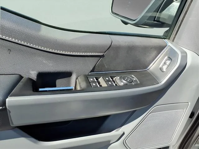 Used 2024 Silver Ford XLT image 13