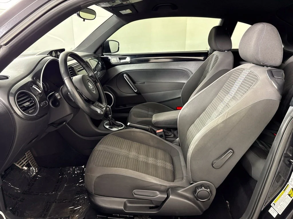 Used 2014 Black Volkswagen 2.0T R-Line image 26