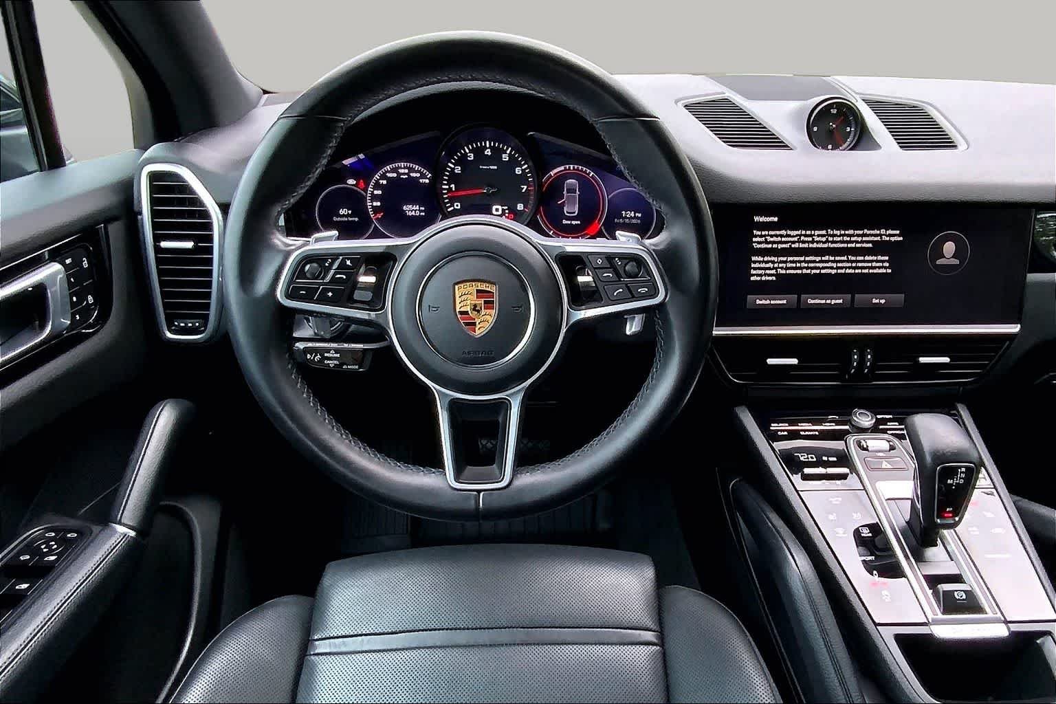 Pre-Owned 2022 Porsche Cayenne