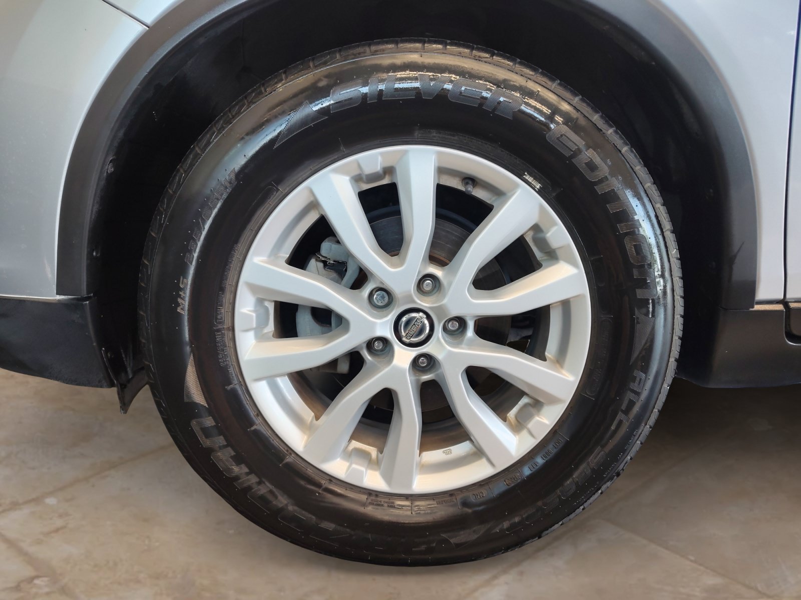 Used 2018 Brilliant Silver Nissan SV image 27