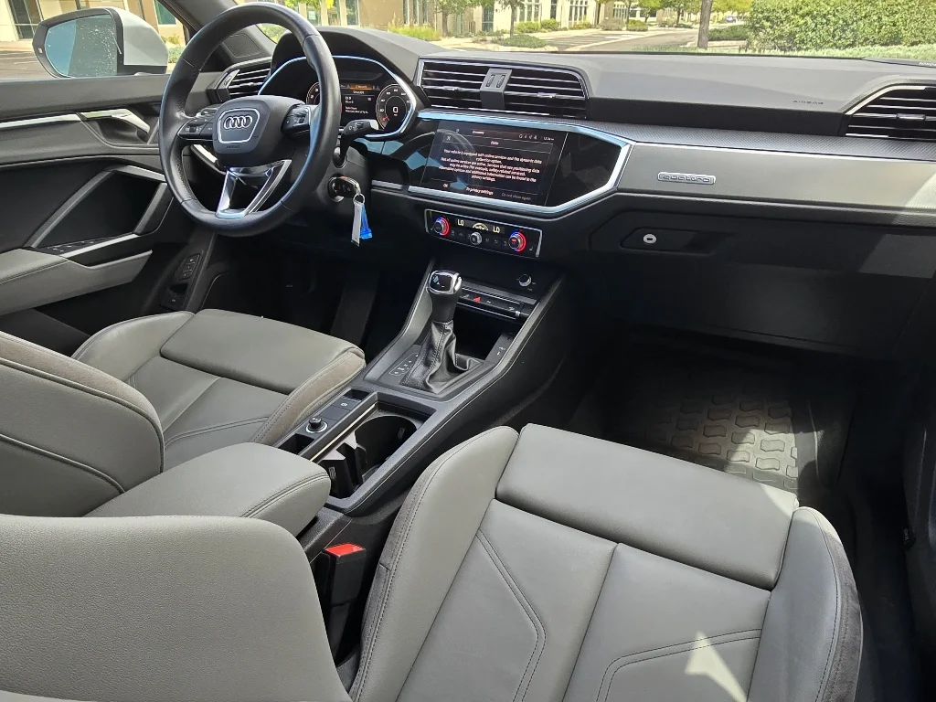 Used 2022 Glacier White Metallic Audi S line Premium Plus image 28