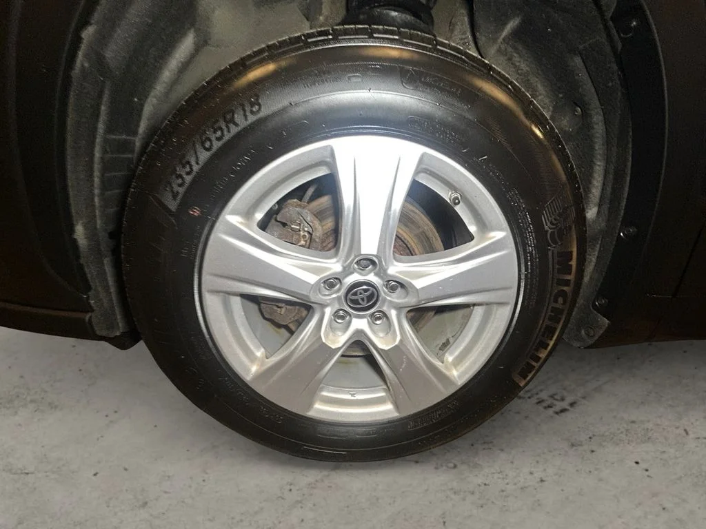Used 2023 Magnetic Gray Toyota L image 14