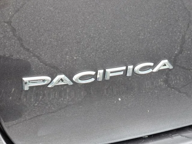 2022 Chrysler Pacifica Touring L - Photo 17