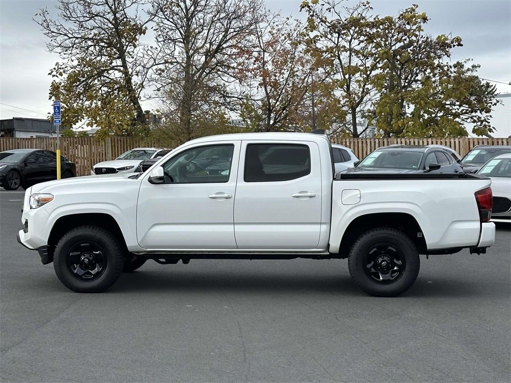 2023 Toyota Tacoma SR photo 4