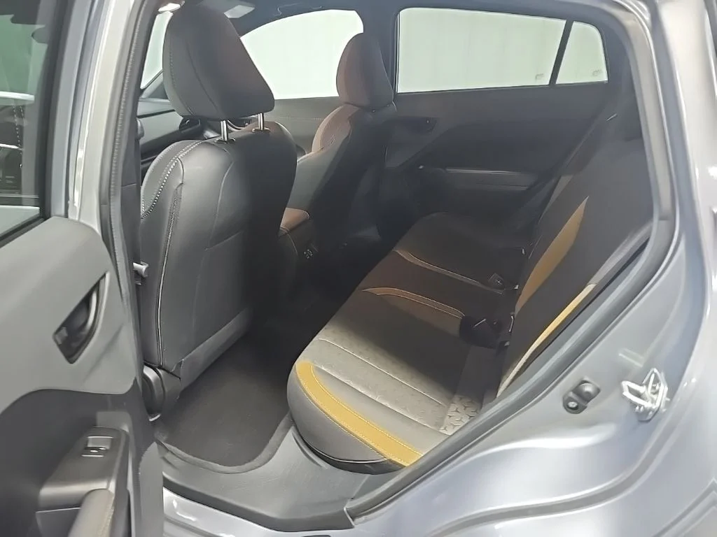 Used 2024 Silver Subaru Sport image 30