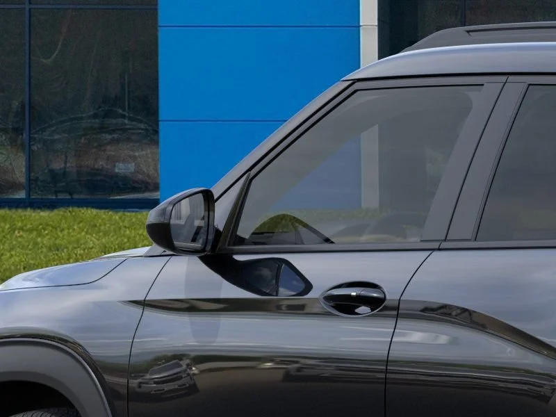 New 2026 Mosaic Black Metallic Chevrolet RS image 18