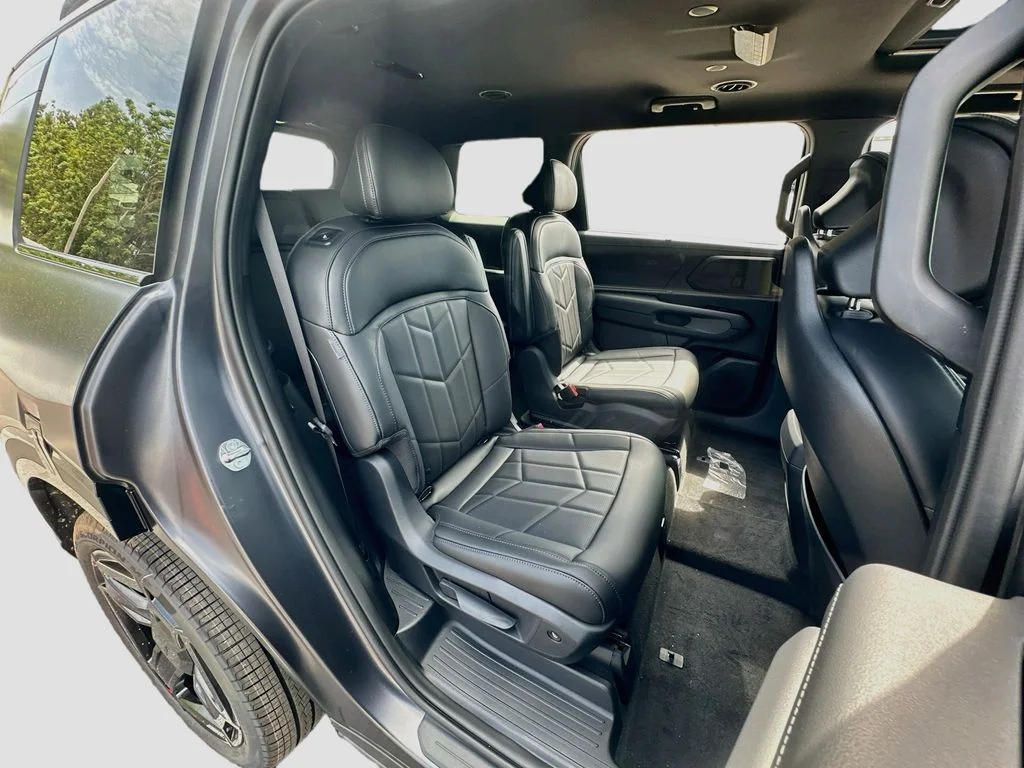 New 2027 Panthera Metal Matte Kia X-Line EX image 29