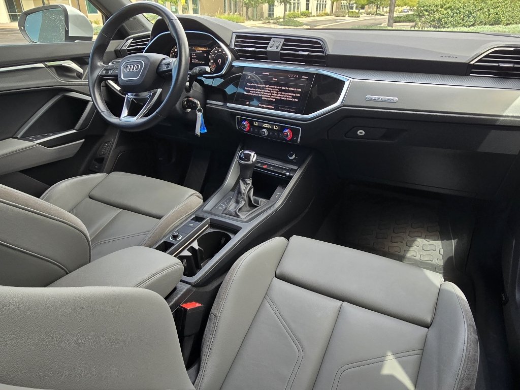 Used 2022 Glacier White Metallic Audi S line Premium Plus image 28