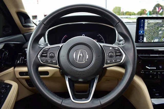 Used 2025 Majestic Black Pearl Acura SH-AWD TECH image 15