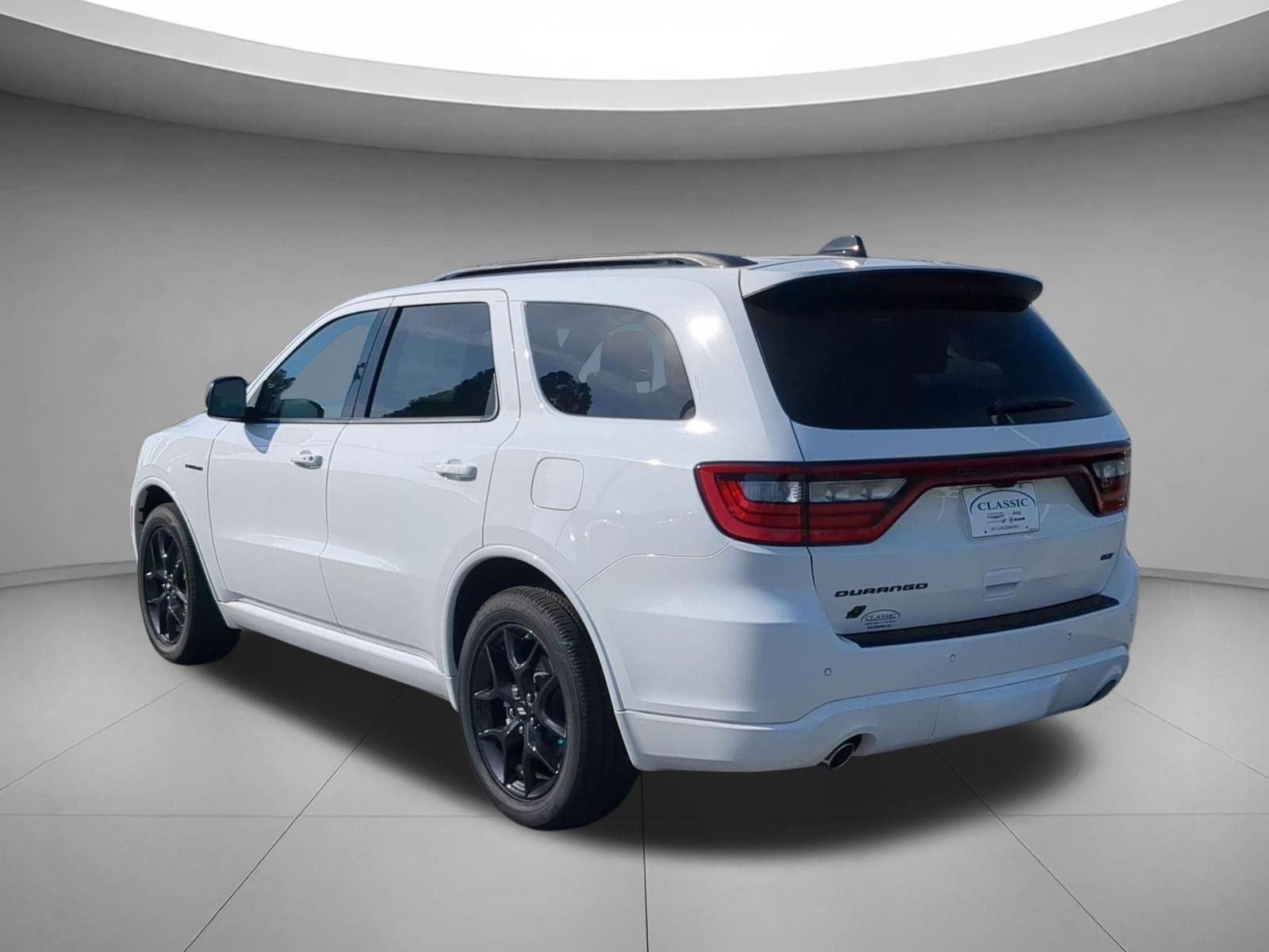 New 2026 White Knuckle Clear-Coat Exterior Paint Dodge GT Plus HEMI V8 image 3