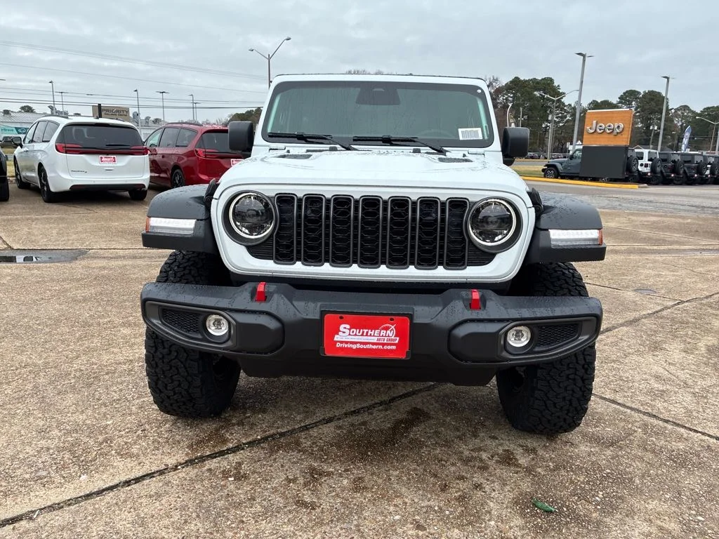 New 2026 Bright White Clear-Coat Exterior Paint Jeep Rubicon image 9
