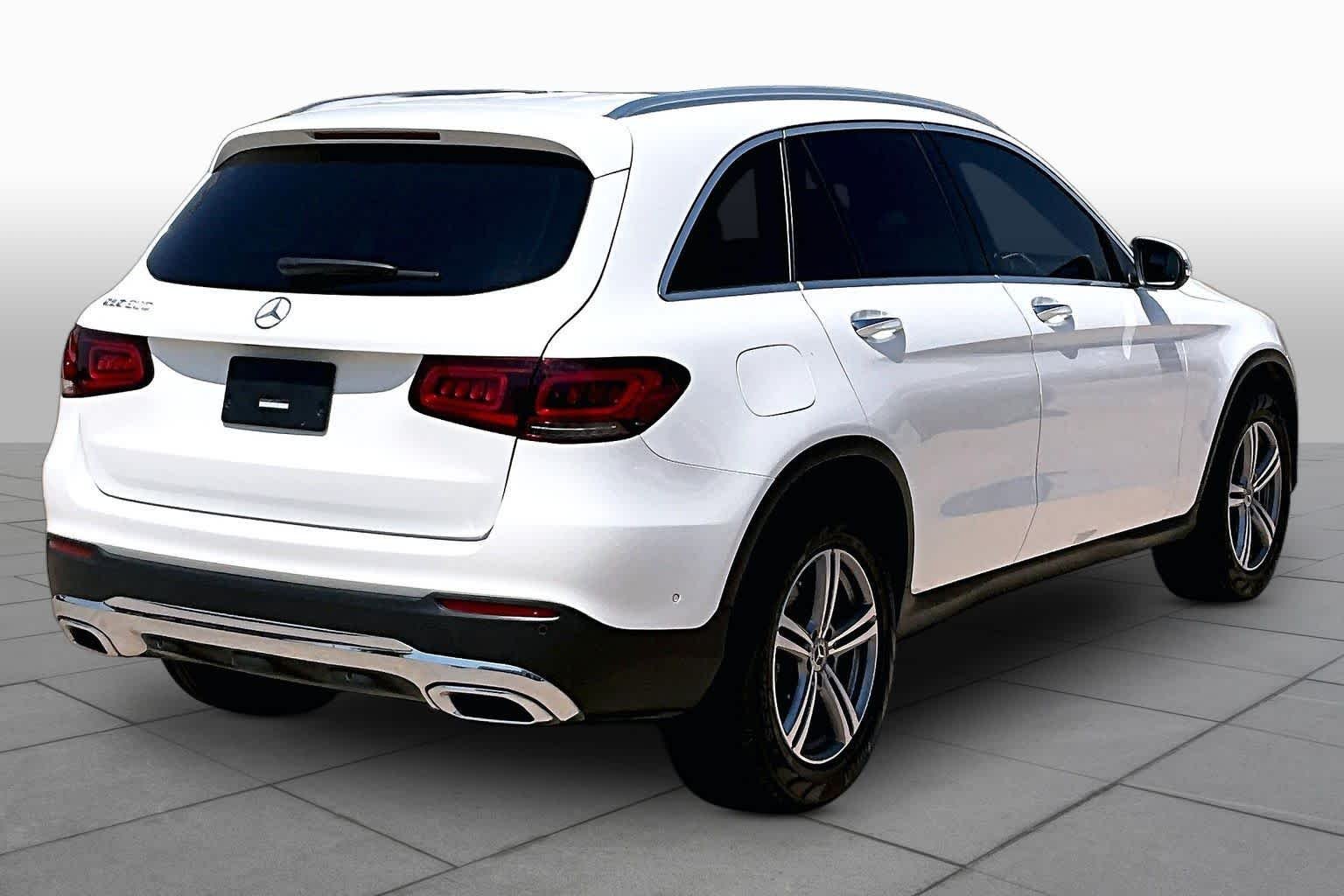 Used 2022 Polar White Mercedes-Benz GLC 300 image 12