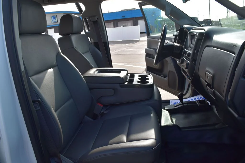 Used 2015 White Chevrolet Work Truck image 26