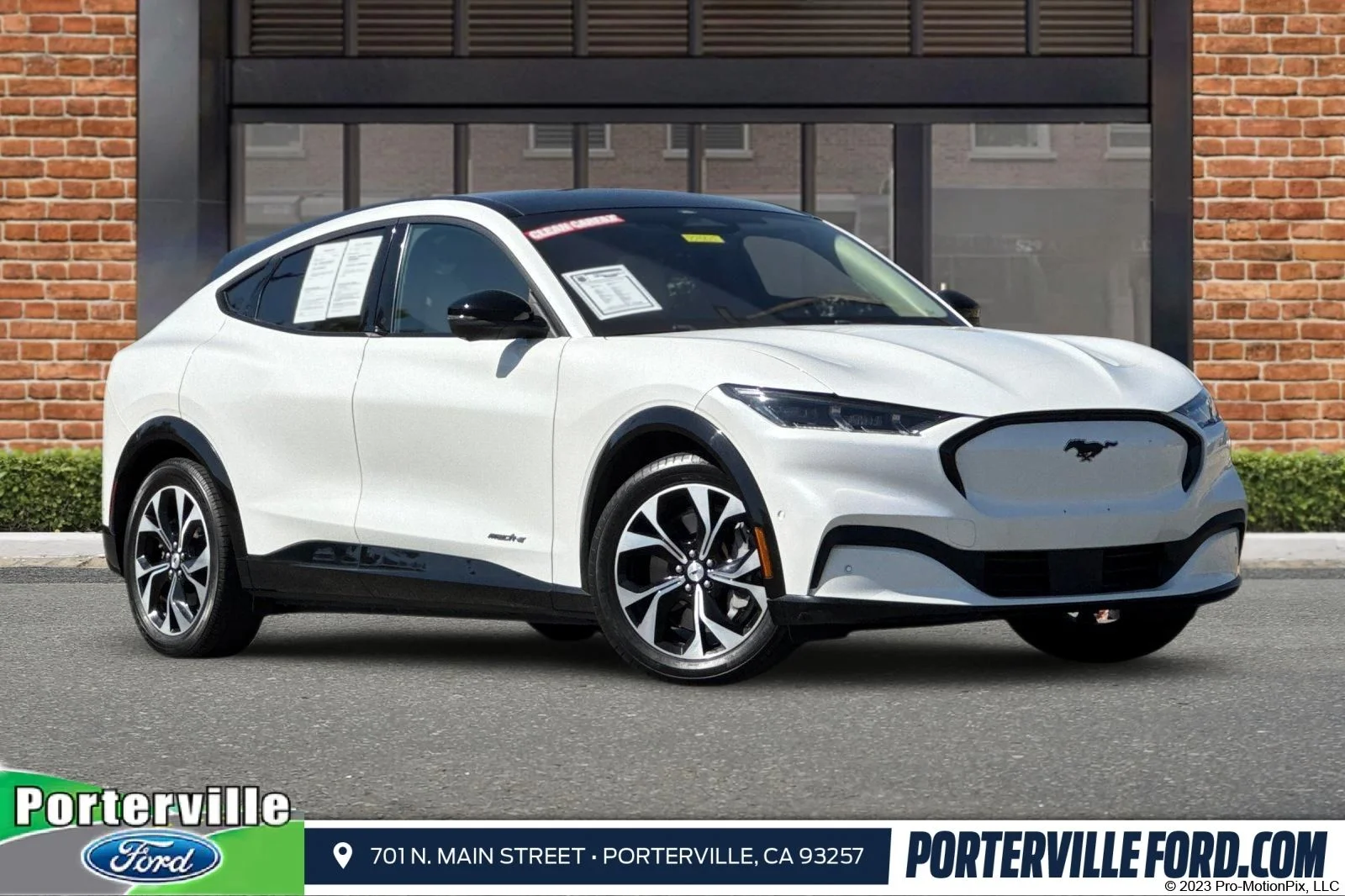 2023 Ford Mustang Mach-E Premium RWD