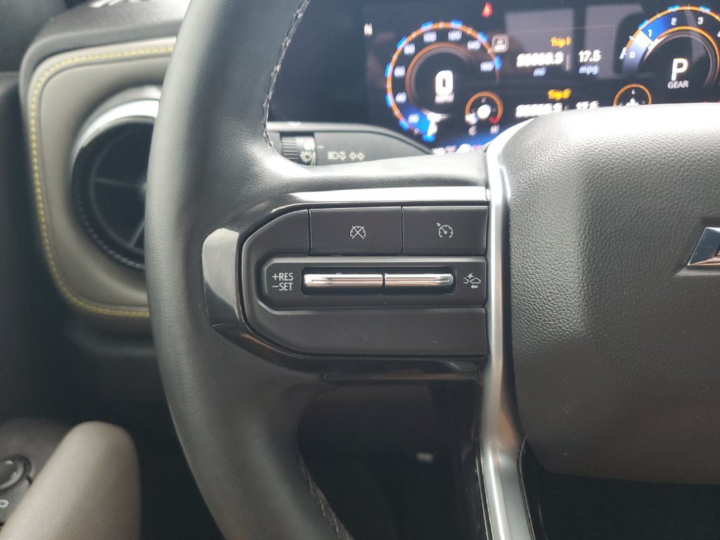 Used 2023 Gray Chevrolet ZR2 image 21
