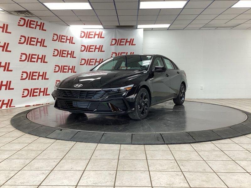 New 2026 Black Hyundai SEL Sport image 3