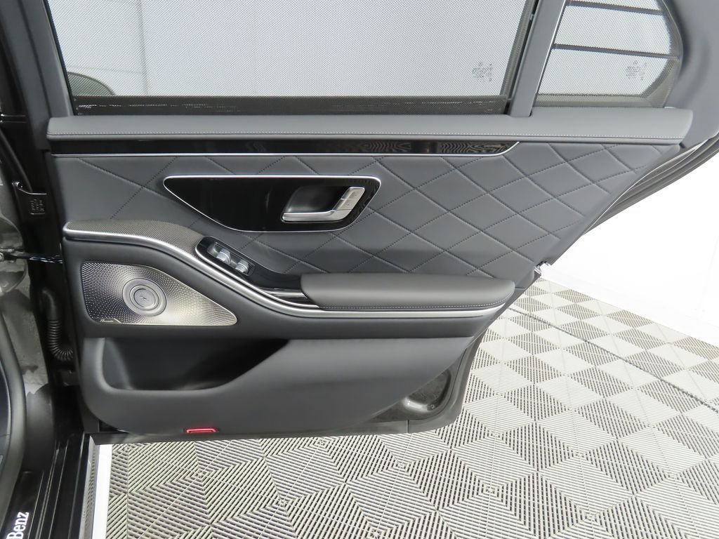 2026 Mercedes-Benz S-Class S 580 - Photo 29