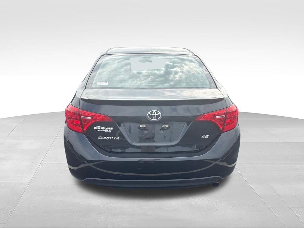 Used 2017 Black Toyota L image 4