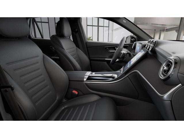 New 2026 Polar White Mercedes-Benz GLC 300 image 5