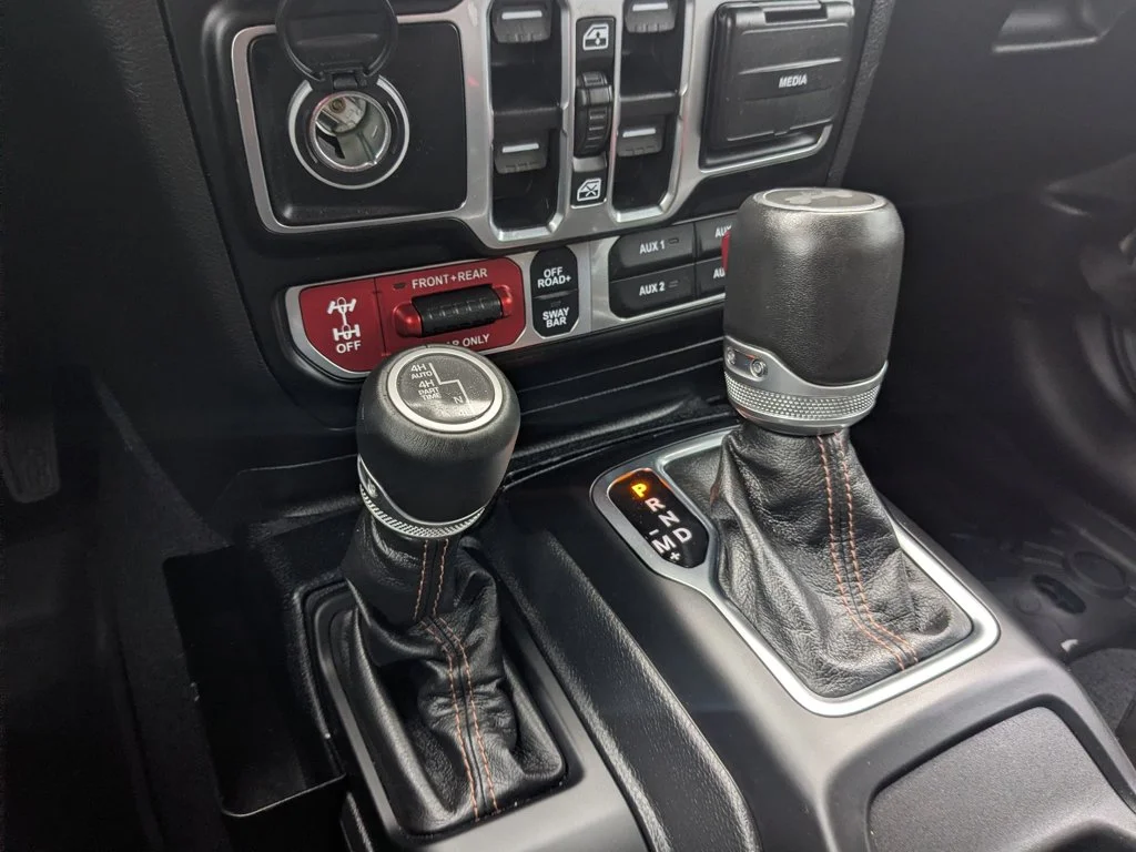 Used 2023 Sting-Gray Clearcoat Jeep Rubicon 392 image 19