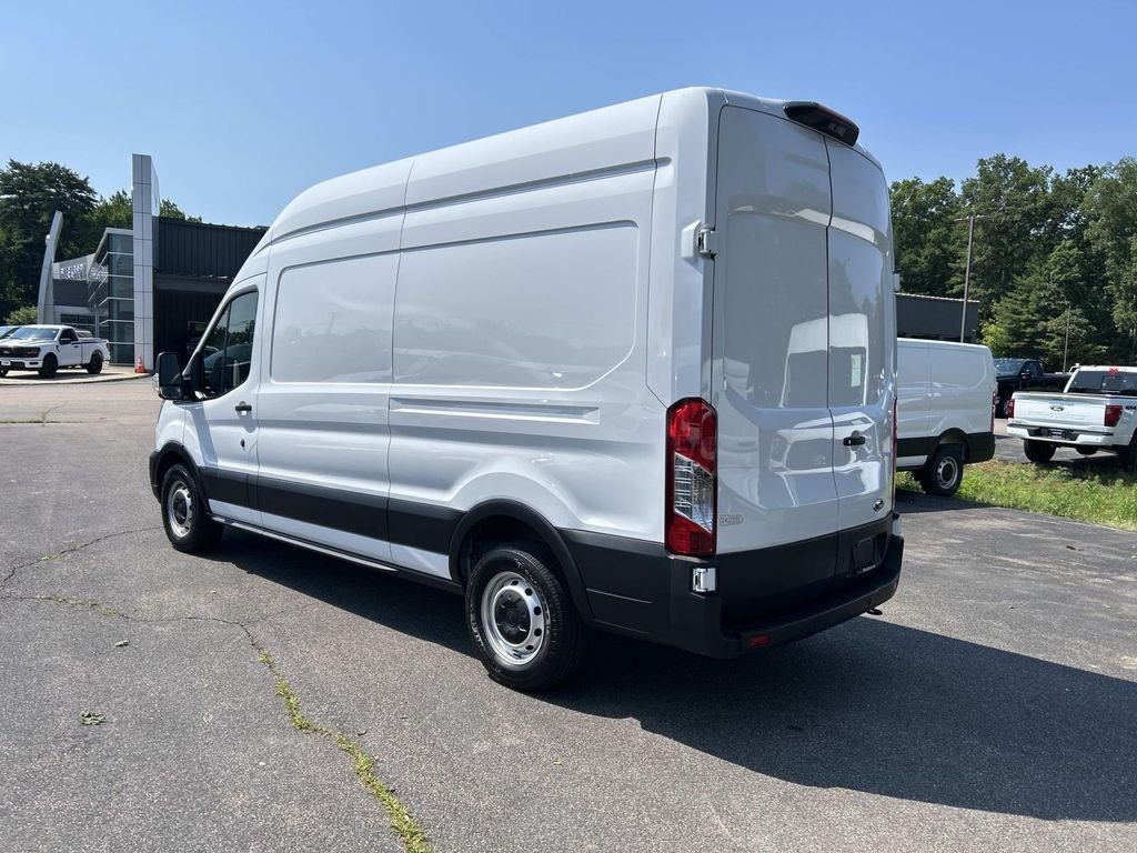 Used 2021 White Ford Base image 5