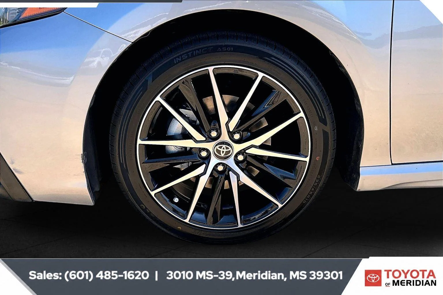 Used 2024 Celestial Silver Metallic Toyota SE Auto (Natl) image 7