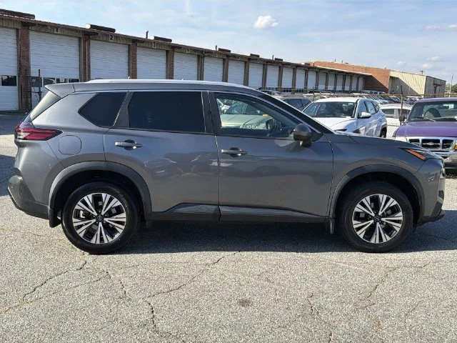 Used 2022 Gray Nissan SV image 14