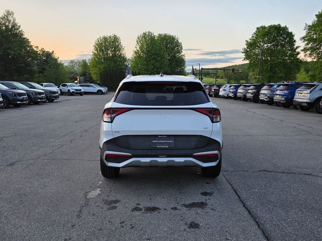 Used 2024 White Kia EX image 7